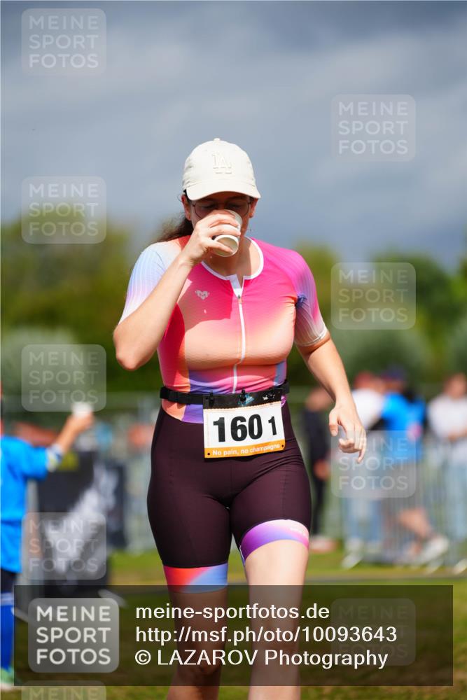 30.08.2026 - Elbe Triathlon Hamburg LAZAROV Photography http://msf.ph/oto/10093643 30.08.2026 14:34:00 Laufen 1601 meine-sportfotos.de
