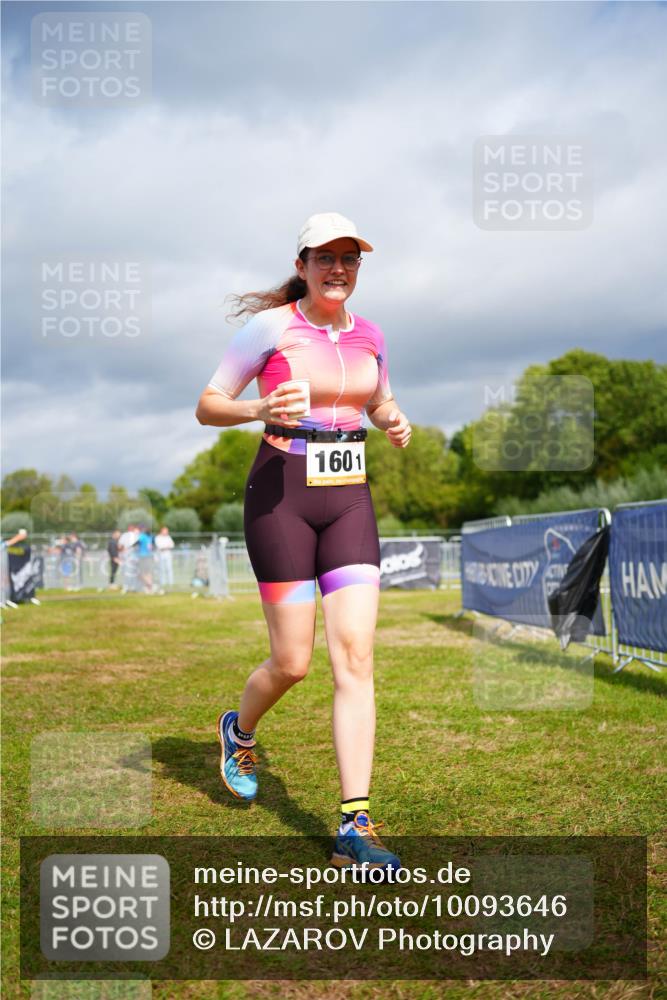 30.08.2026 - Elbe Triathlon Hamburg LAZAROV Photography http://msf.ph/oto/10093646 30.08.2026 14:34:02 Laufen 1601 meine-sportfotos.de