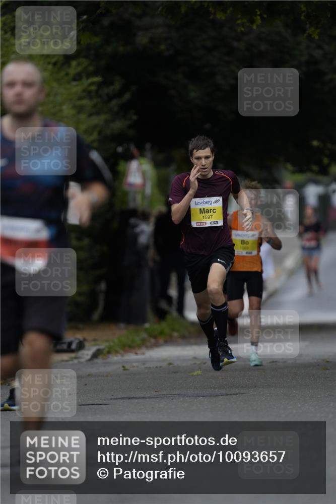 30.08.2026 - Blankeneser Heldenlauf Patografie http://msf.ph/oto/10093657 30.08.2026 09:31:24 Ziel 3530, 3594 meine-sportfotos.de