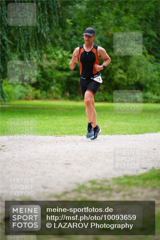 30.08.2026 - Elbe Triathlon Hamburg LAZAROV Photography http://msf.ph/oto/10093659 30.08.2026 15:16:02 Laufen  meine-sportfotos.de