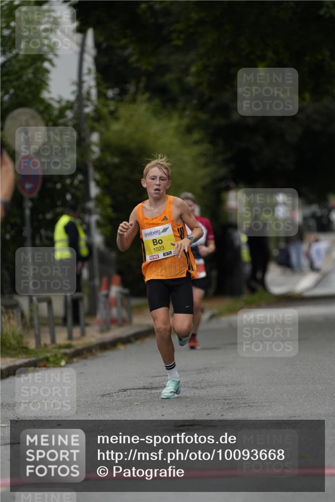 30.08.2026 - Blankeneser Heldenlauf Patografie http://msf.ph/oto/10093668 30.08.2026 09:31:31 Ziel 1023, 1597, 3530, 3594, 3707 meine-sportfotos.de
