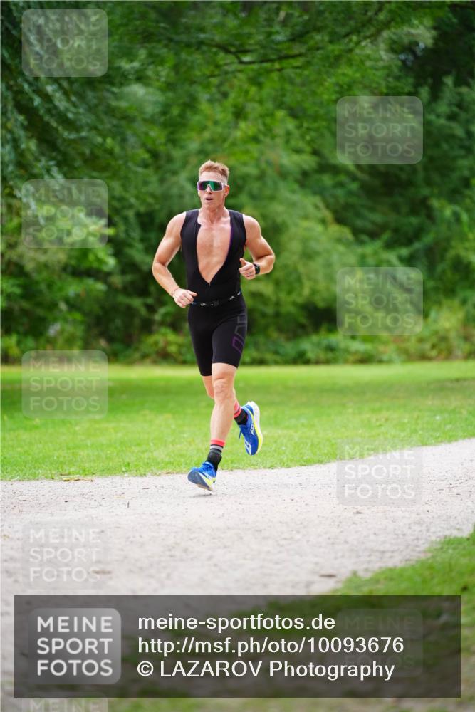 30.08.2026 - Elbe Triathlon Hamburg LAZAROV Photography http://msf.ph/oto/10093676 30.08.2026 15:16:28 Laufen  meine-sportfotos.de