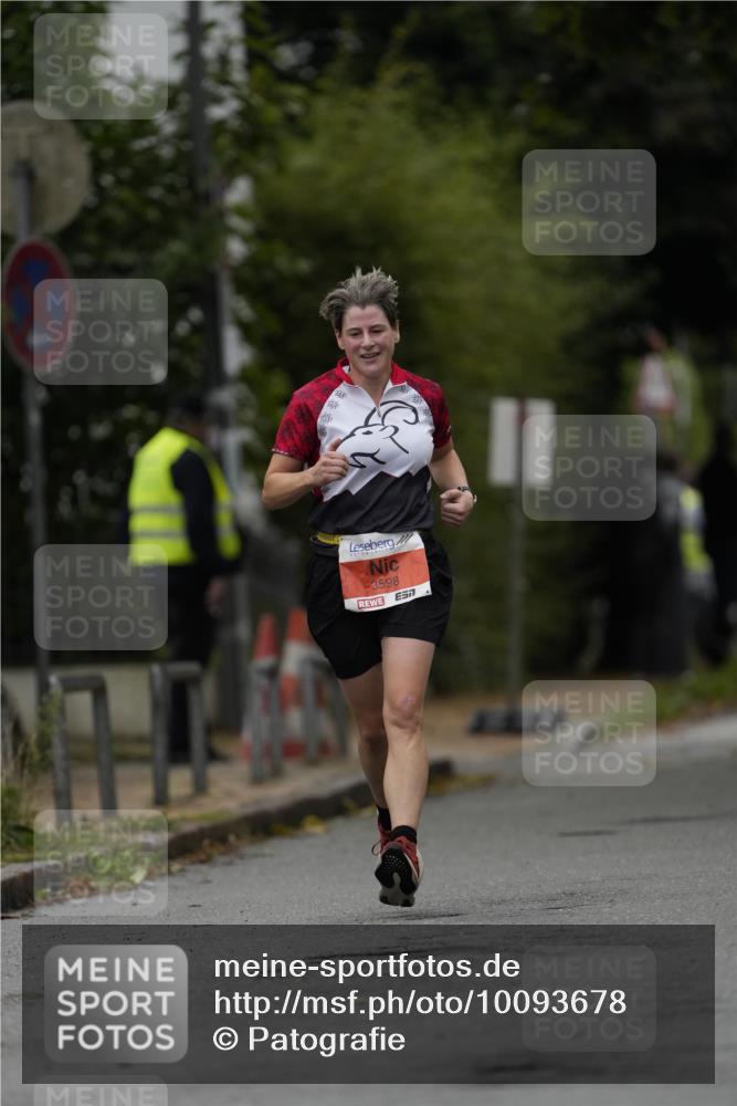 30.08.2026 - Blankeneser Heldenlauf Patografie http://msf.ph/oto/10093678 30.08.2026 09:31:34 Ziel 1023, 1597, 3530, 3598, 3707 meine-sportfotos.de