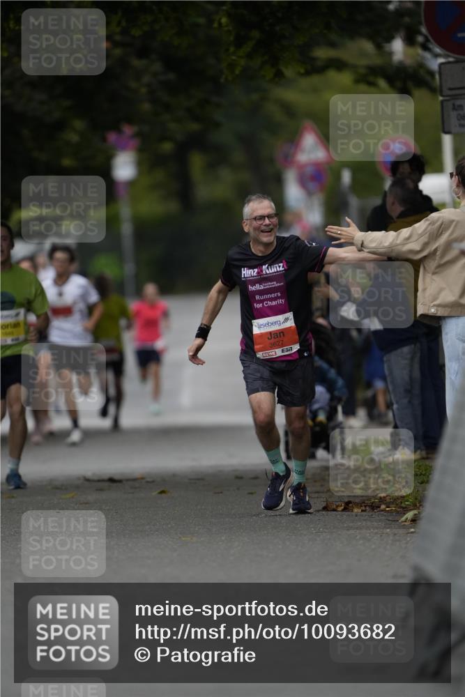 30.08.2026 - Blankeneser Heldenlauf Patografie http://msf.ph/oto/10093682 30.08.2026 09:31:36 Ziel 1023, 1597, 3598, 3707 meine-sportfotos.de