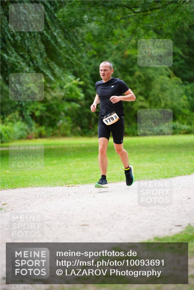 30.08.2026 - Elbe Triathlon Hamburg LAZAROV Photography http://msf.ph/oto/10093691 30.08.2026 15:17:28 Laufen 179, 2 meine-sportfotos.de