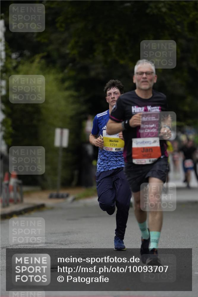 30.08.2026 - Blankeneser Heldenlauf Patografie http://msf.ph/oto/10093707 30.08.2026 09:31:45 Ziel 1645, 1731, 3598, 3627 meine-sportfotos.de