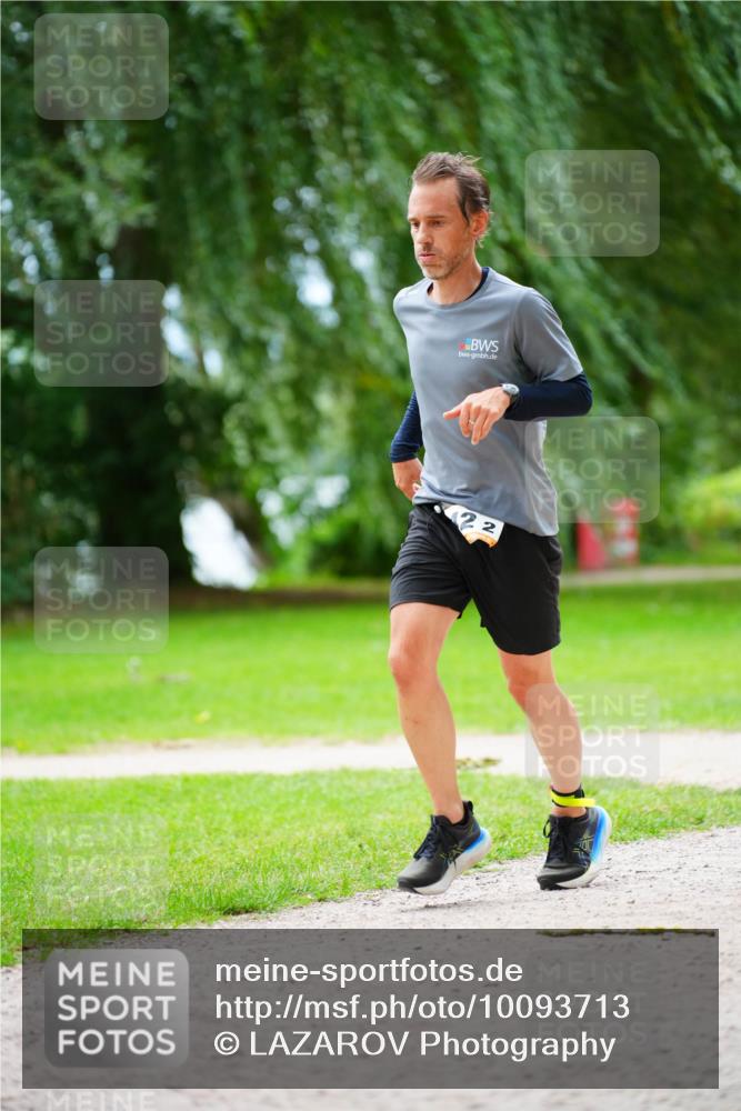 30.08.2026 - Elbe Triathlon Hamburg LAZAROV Photography http://msf.ph/oto/10093713 30.08.2026 15:17:33 Laufen 22 meine-sportfotos.de