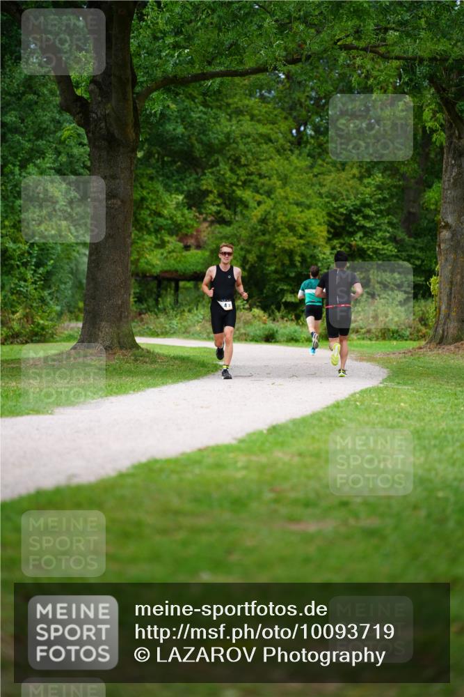30.08.2026 - Elbe Triathlon Hamburg LAZAROV Photography http://msf.ph/oto/10093719 30.08.2026 15:19:09 Laufen 42 meine-sportfotos.de