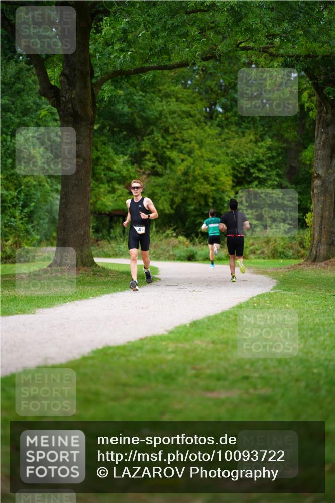 30.08.2026 - Elbe Triathlon Hamburg LAZAROV Photography http://msf.ph/oto/10093722 30.08.2026 15:19:10 Laufen  meine-sportfotos.de