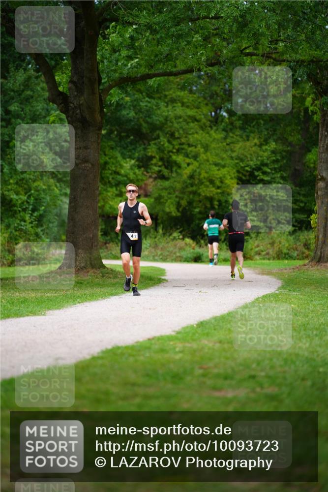 30.08.2026 - Elbe Triathlon Hamburg LAZAROV Photography http://msf.ph/oto/10093723 30.08.2026 15:19:10 Laufen 42 meine-sportfotos.de