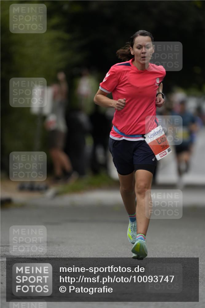 30.08.2026 - Blankeneser Heldenlauf Patografie http://msf.ph/oto/10093747 30.08.2026 09:32:06 Ziel 1553, 3618, 3639, 3691 meine-sportfotos.de