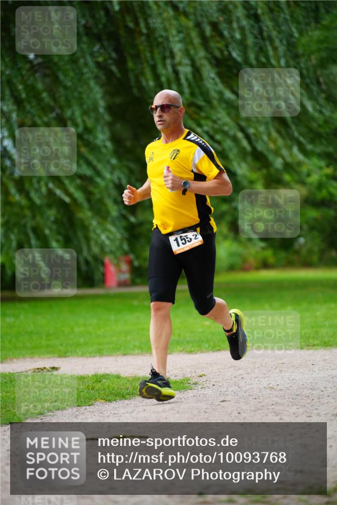 30.08.2026 - Elbe Triathlon Hamburg LAZAROV Photography http://msf.ph/oto/10093768 30.08.2026 15:20:03 Laufen 1552 meine-sportfotos.de