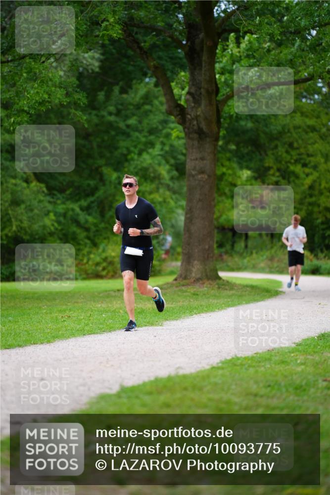 30.08.2026 - Elbe Triathlon Hamburg LAZAROV Photography http://msf.ph/oto/10093775 30.08.2026 15:20:51 Laufen  meine-sportfotos.de