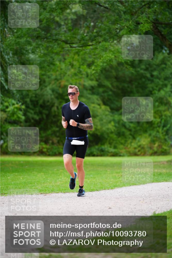 30.08.2026 - Elbe Triathlon Hamburg LAZAROV Photography http://msf.ph/oto/10093780 30.08.2026 15:20:53 Laufen  meine-sportfotos.de