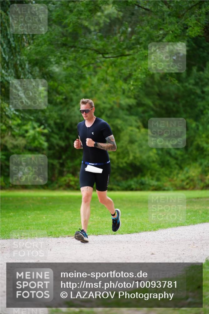 30.08.2026 - Elbe Triathlon Hamburg LAZAROV Photography http://msf.ph/oto/10093781 30.08.2026 15:20:53 Laufen  meine-sportfotos.de