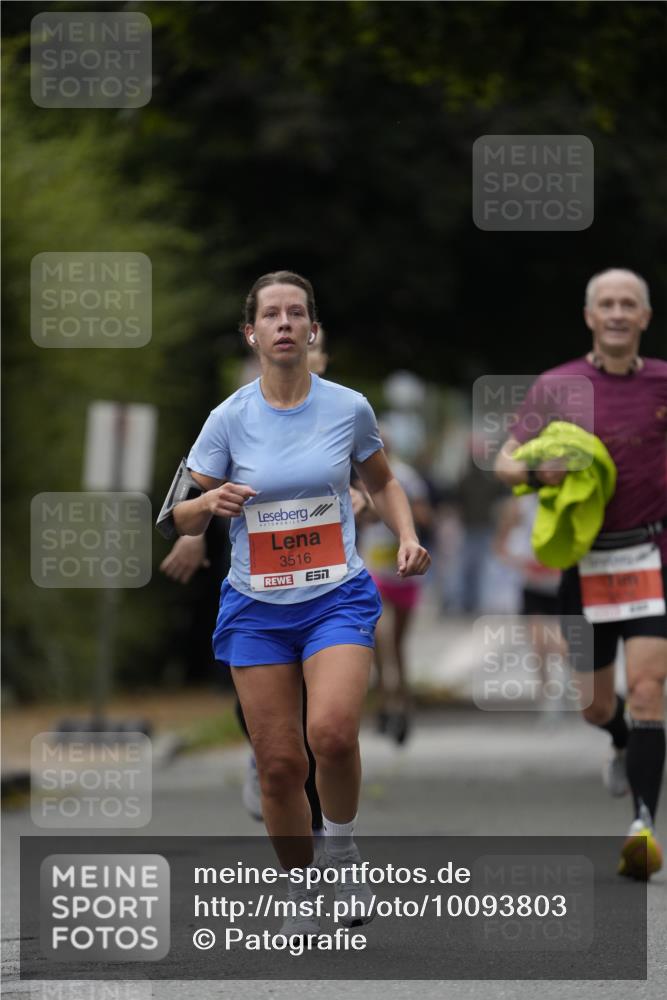 30.08.2026 - Blankeneser Heldenlauf Patografie http://msf.ph/oto/10093803 30.08.2026 09:32:41 Ziel 3516, 3536, 3554 meine-sportfotos.de