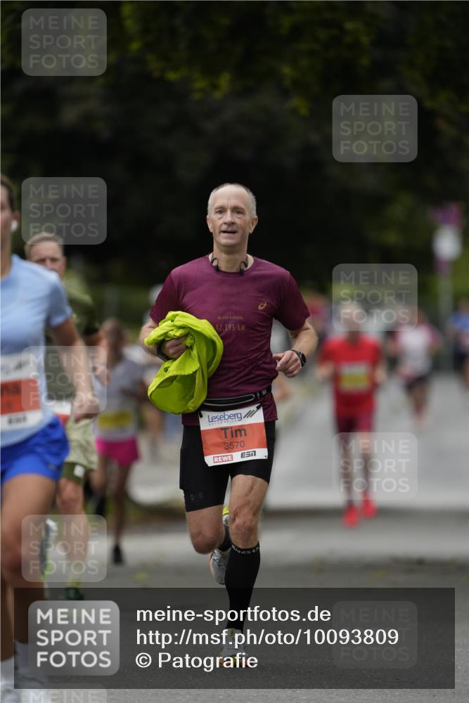 30.08.2026 - Blankeneser Heldenlauf Patografie http://msf.ph/oto/10093809 30.08.2026 09:32:43 Ziel 3516, 3570, 3727 meine-sportfotos.de