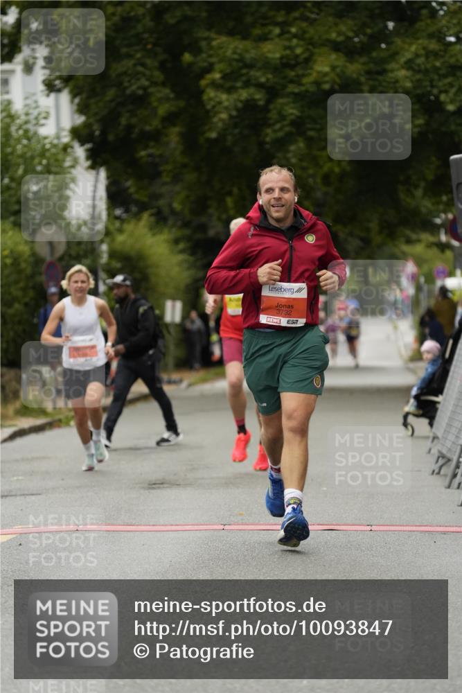 30.08.2026 - Blankeneser Heldenlauf Patografie http://msf.ph/oto/10093847 30.08.2026 09:32:57 Ziel 1022, 1073, 1375, 3513, 3595, 3732 meine-sportfotos.de