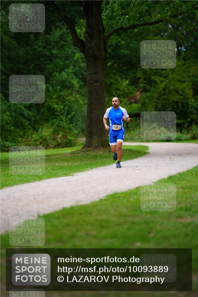30.08.2026 - Elbe Triathlon Hamburg LAZAROV Photography http://msf.ph/oto/10093889 30.08.2026 15:24:14 Laufen 137, 2 meine-sportfotos.de
