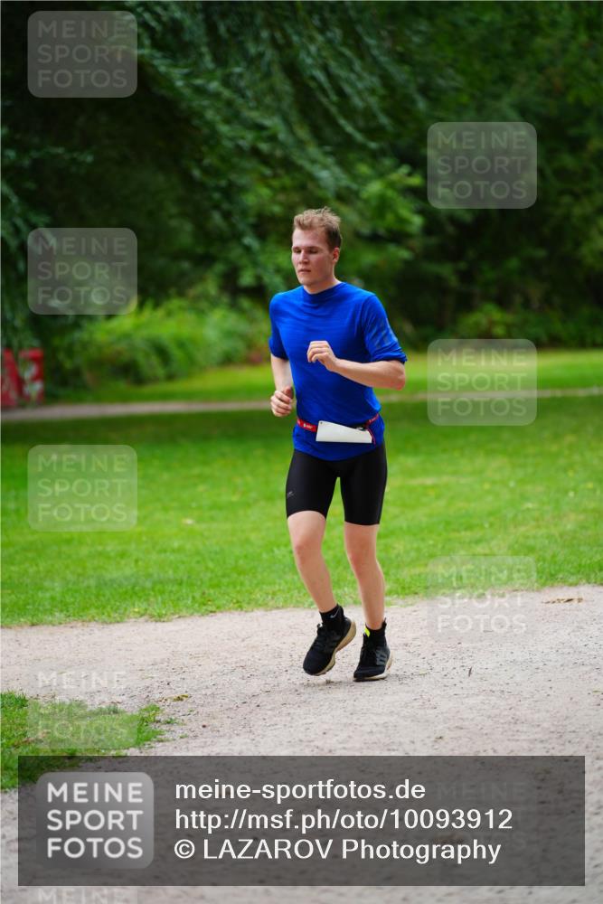 30.08.2026 - Elbe Triathlon Hamburg LAZAROV Photography http://msf.ph/oto/10093912 30.08.2026 15:25:59 Laufen  meine-sportfotos.de