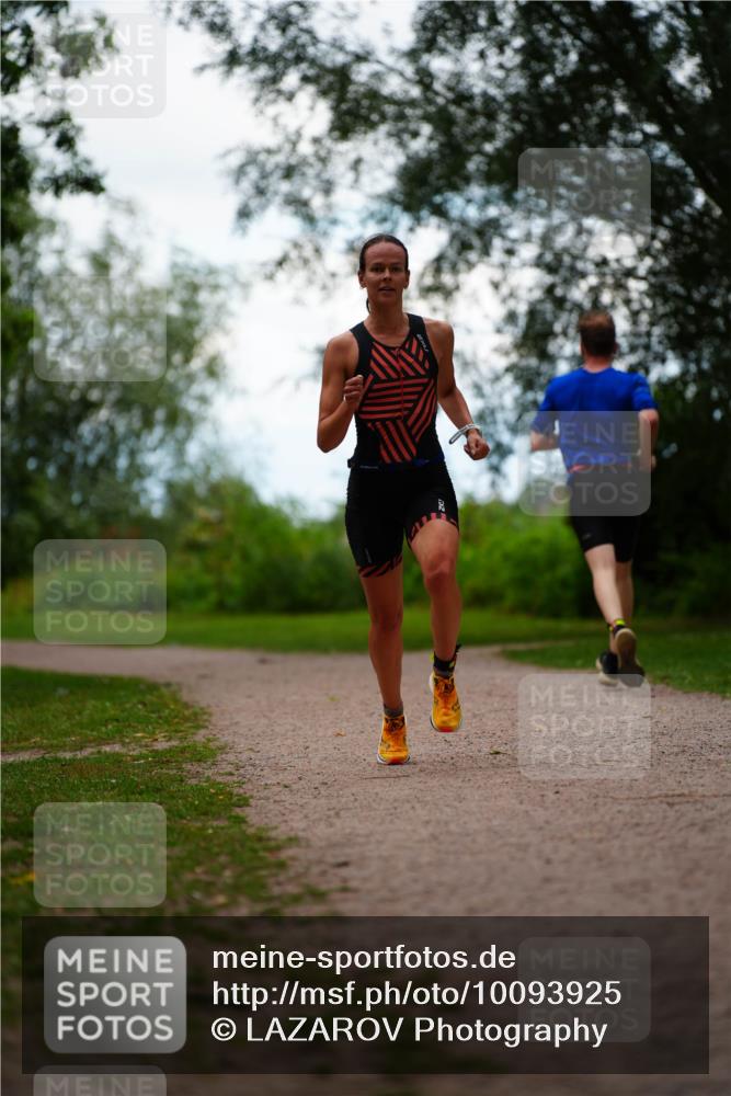 30.08.2026 - Elbe Triathlon Hamburg LAZAROV Photography http://msf.ph/oto/10093925 30.08.2026 15:26:10 Laufen  meine-sportfotos.de