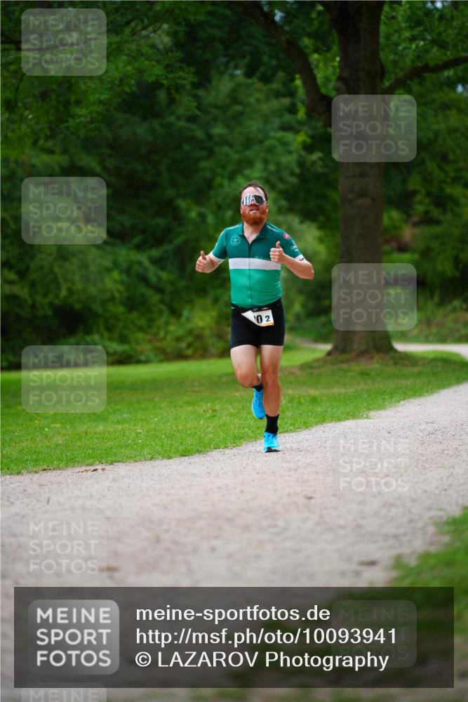 30.08.2026 - Elbe Triathlon Hamburg LAZAROV Photography http://msf.ph/oto/10093941 30.08.2026 15:27:17 Laufen 02 meine-sportfotos.de