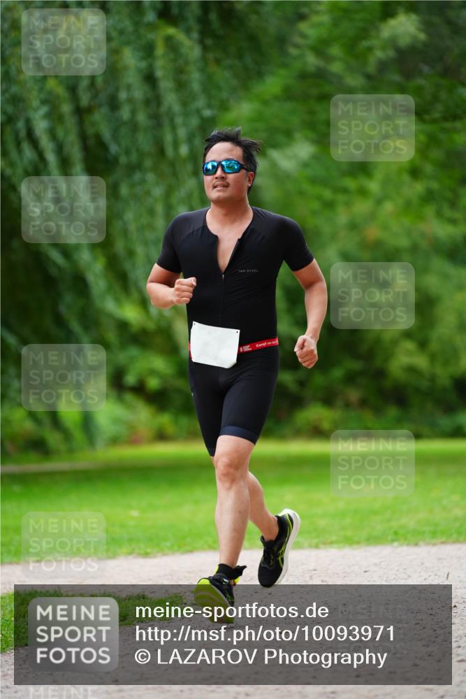 30.08.2026 - Elbe Triathlon Hamburg LAZAROV Photography http://msf.ph/oto/10093971 30.08.2026 15:28:44 Laufen  meine-sportfotos.de