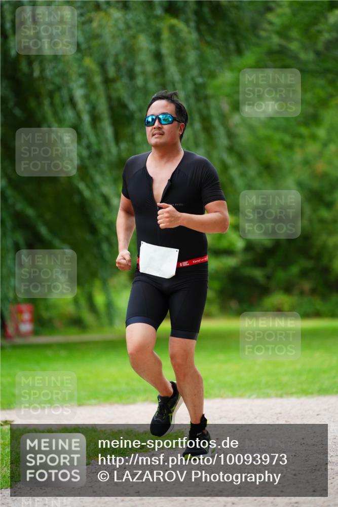 30.08.2026 - Elbe Triathlon Hamburg LAZAROV Photography http://msf.ph/oto/10093973 30.08.2026 15:28:44 Laufen  meine-sportfotos.de