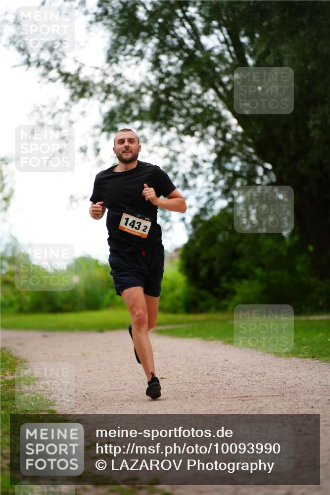 30.08.2026 - Elbe Triathlon Hamburg LAZAROV Photography http://msf.ph/oto/10093990 30.08.2026 15:29:47 Laufen 143, 2 meine-sportfotos.de