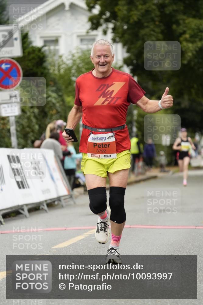 30.08.2026 - Blankeneser Heldenlauf Patografie http://msf.ph/oto/10093997 30.08.2026 09:34:24 Ziel 1382, 1800, 3702, 3722 meine-sportfotos.de