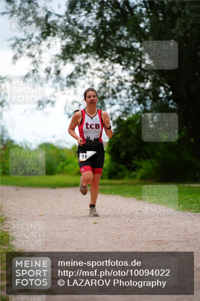 30.08.2026 - Elbe Triathlon Hamburg LAZAROV Photography http://msf.ph/oto/10094022 30.08.2026 15:31:50 Laufen 16 meine-sportfotos.de