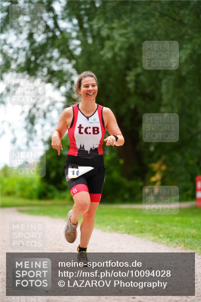 30.08.2026 - Elbe Triathlon Hamburg LAZAROV Photography http://msf.ph/oto/10094028 30.08.2026 15:31:52 Laufen 16 meine-sportfotos.de