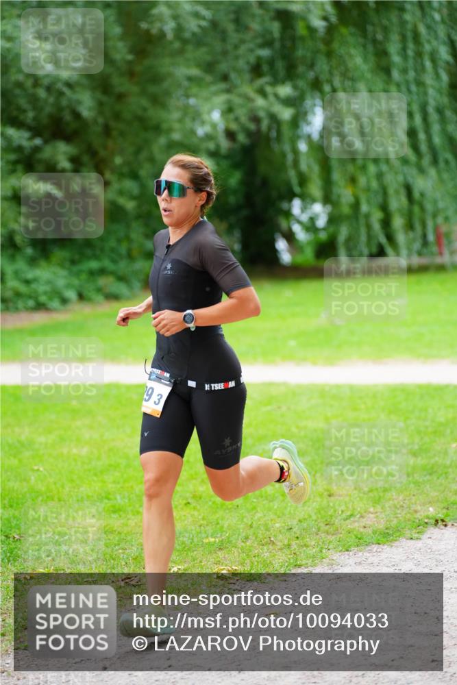 30.08.2026 - Elbe Triathlon Hamburg LAZAROV Photography http://msf.ph/oto/10094033 30.08.2026 15:32:00 Laufen 93 meine-sportfotos.de