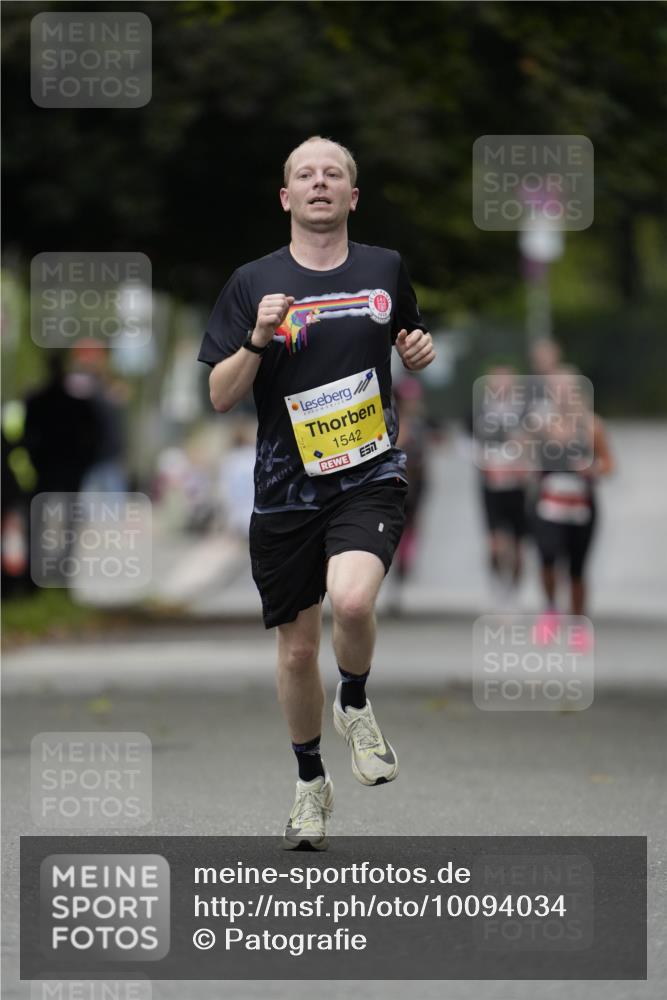 30.08.2026 - Blankeneser Heldenlauf Patografie http://msf.ph/oto/10094034 30.08.2026 09:34:47 Ziel 1535, 1542, 1762, 3646 meine-sportfotos.de