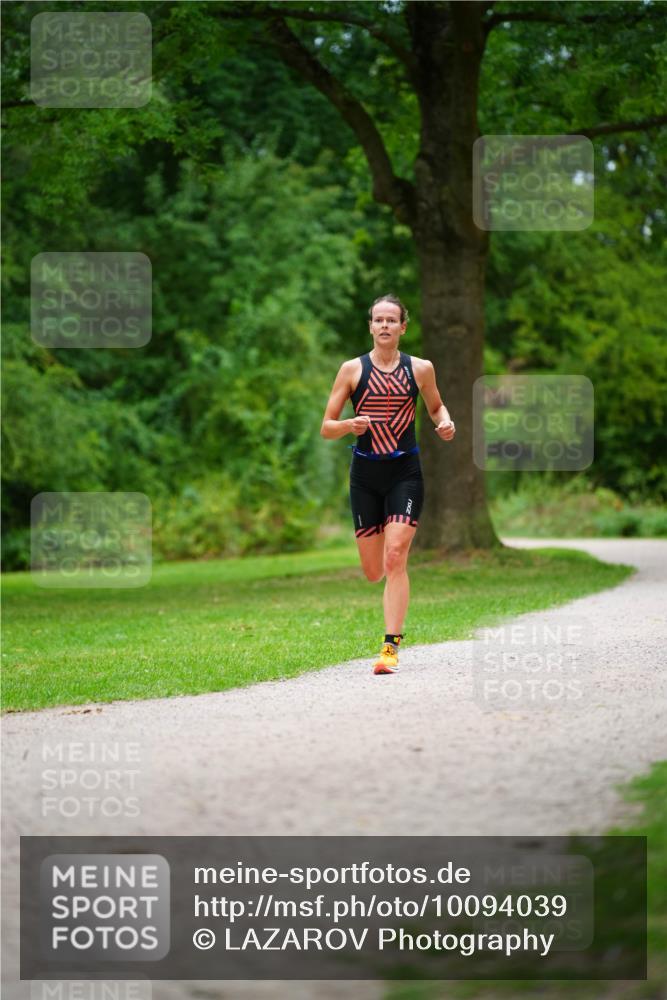30.08.2026 - Elbe Triathlon Hamburg LAZAROV Photography http://msf.ph/oto/10094039 30.08.2026 15:32:44 Laufen  meine-sportfotos.de