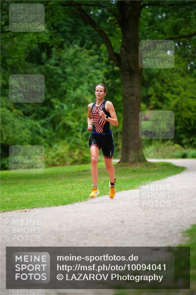 30.08.2026 - Elbe Triathlon Hamburg LAZAROV Photography http://msf.ph/oto/10094041 30.08.2026 15:32:44 Laufen  meine-sportfotos.de