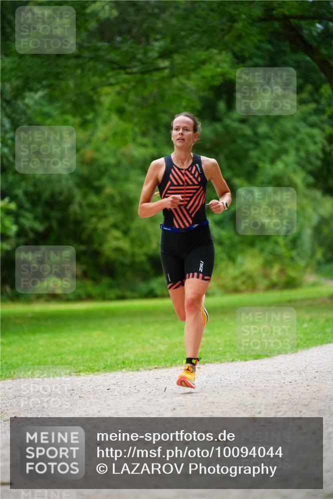 30.08.2026 - Elbe Triathlon Hamburg LAZAROV Photography http://msf.ph/oto/10094044 30.08.2026 15:32:45 Laufen  meine-sportfotos.de
