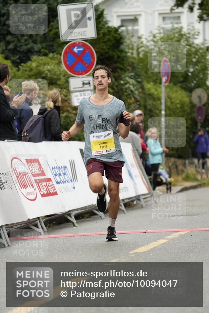 30.08.2026 - Blankeneser Heldenlauf Patografie http://msf.ph/oto/10094047 30.08.2026 09:34:50 Ziel 1535, 1542, 1762, 3646 meine-sportfotos.de