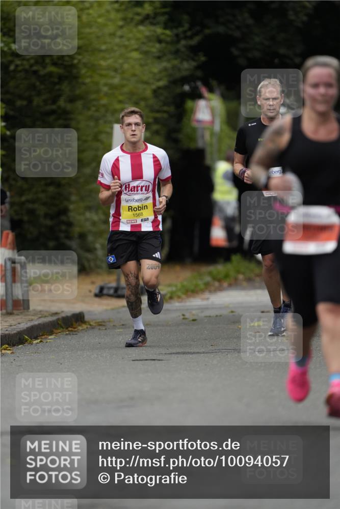 30.08.2026 - Blankeneser Heldenlauf Patografie http://msf.ph/oto/10094057 30.08.2026 09:35:02 Ziel 3655 meine-sportfotos.de