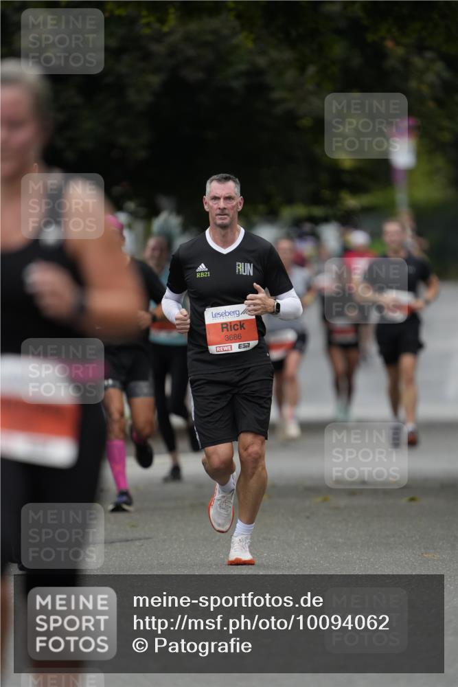 30.08.2026 - Blankeneser Heldenlauf Patografie http://msf.ph/oto/10094062 30.08.2026 09:35:05 Ziel 3655 meine-sportfotos.de