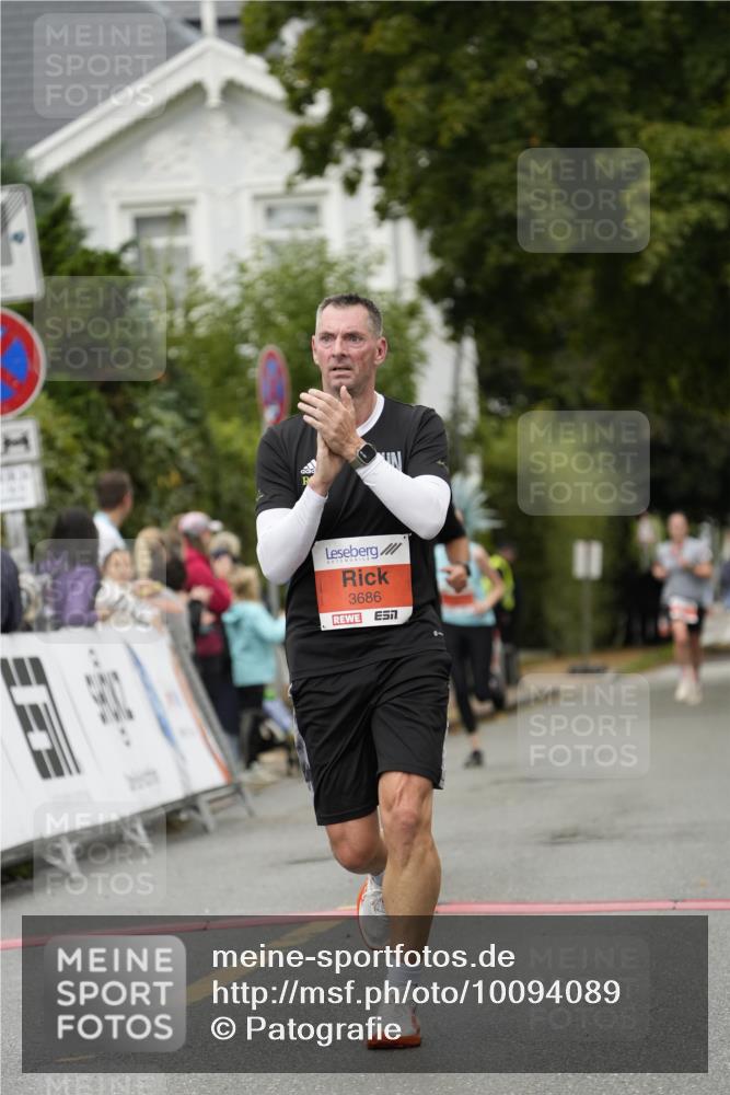 30.08.2026 - Blankeneser Heldenlauf Patografie http://msf.ph/oto/10094089 30.08.2026 09:35:16 Ziel 1568, 3519, 3602, 3686, 3687 meine-sportfotos.de