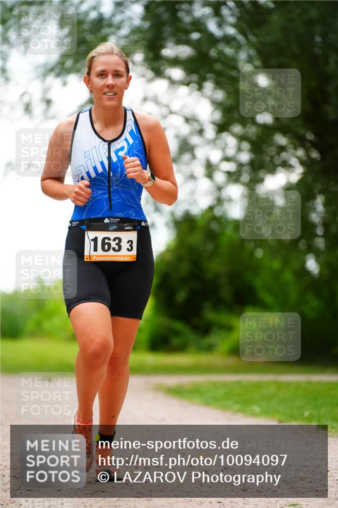 30.08.2026 - Elbe Triathlon Hamburg LAZAROV Photography http://msf.ph/oto/10094097 30.08.2026 15:37:24 Laufen 1633 meine-sportfotos.de