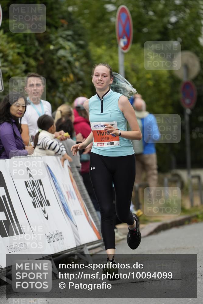 30.08.2026 - Blankeneser Heldenlauf Patografie http://msf.ph/oto/10094099 30.08.2026 09:35:19 Ziel 3519, 3602, 3686, 3687 meine-sportfotos.de
