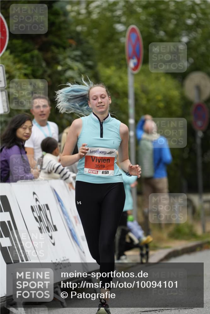 30.08.2026 - Blankeneser Heldenlauf Patografie http://msf.ph/oto/10094101 30.08.2026 09:35:20 Ziel 3519, 3602, 3686, 3687 meine-sportfotos.de