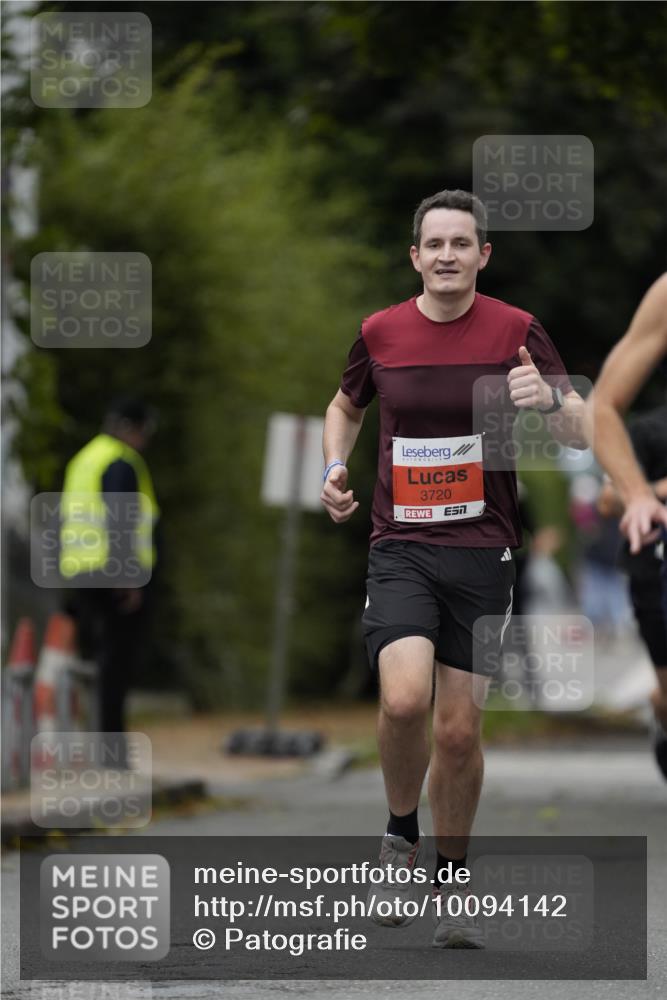 30.08.2026 - Blankeneser Heldenlauf Patografie http://msf.ph/oto/10094142 30.08.2026 09:35:41 Ziel 1083, 1094, 3566, 3720 meine-sportfotos.de