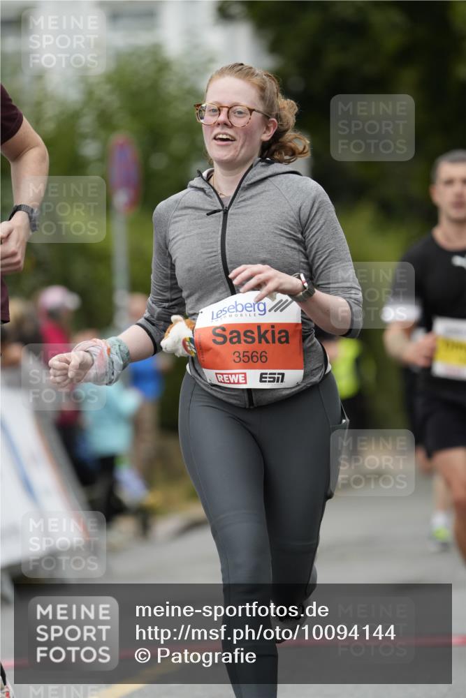 30.08.2026 - Blankeneser Heldenlauf Patografie http://msf.ph/oto/10094144 30.08.2026 09:35:47 Ziel 1006, 1087, 1094, 1294, 1474, 1585, 3566, 3720 meine-sportfotos.de
