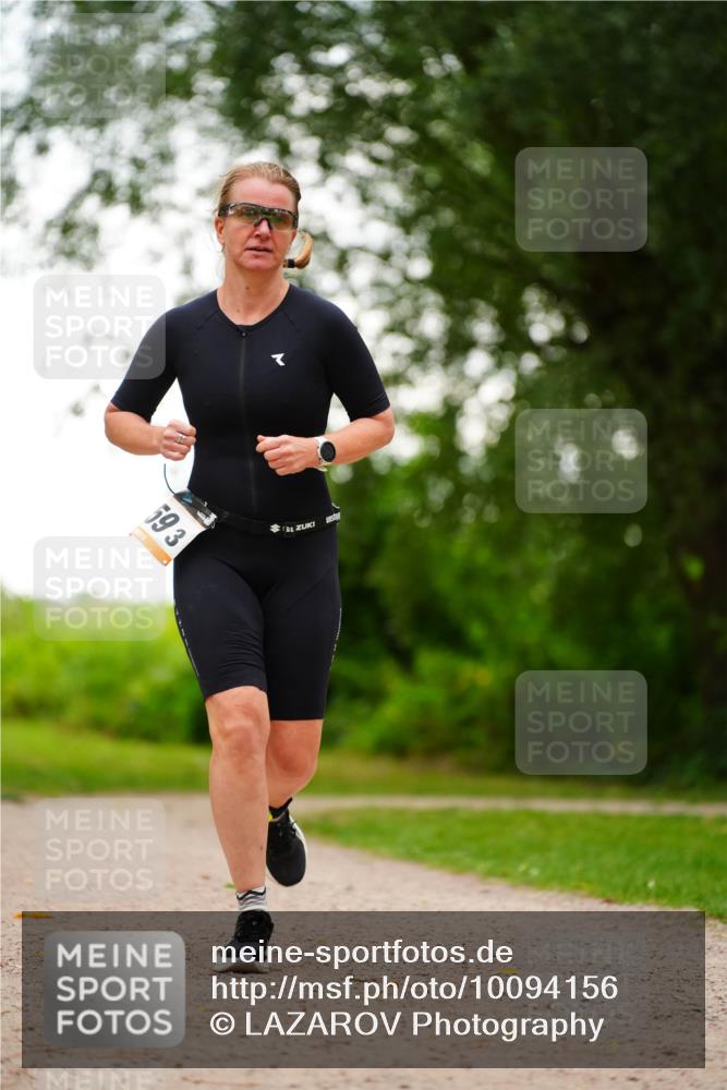 30.08.2026 - Elbe Triathlon Hamburg LAZAROV Photography http://msf.ph/oto/10094156 30.08.2026 15:38:26 Laufen 593 meine-sportfotos.de