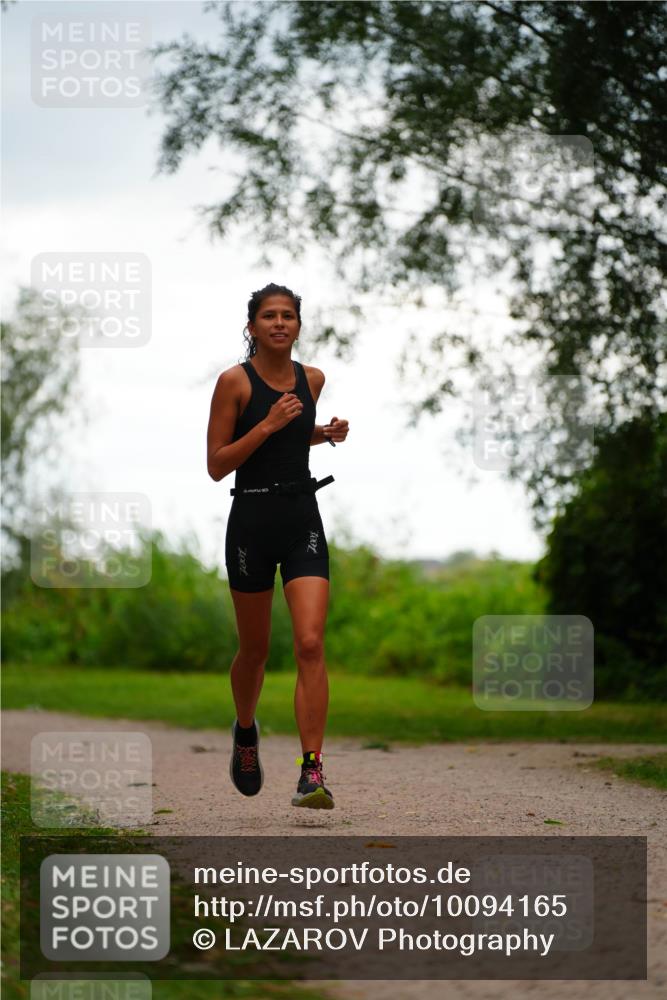 30.08.2026 - Elbe Triathlon Hamburg LAZAROV Photography http://msf.ph/oto/10094165 30.08.2026 15:39:04 Laufen 7001 meine-sportfotos.de