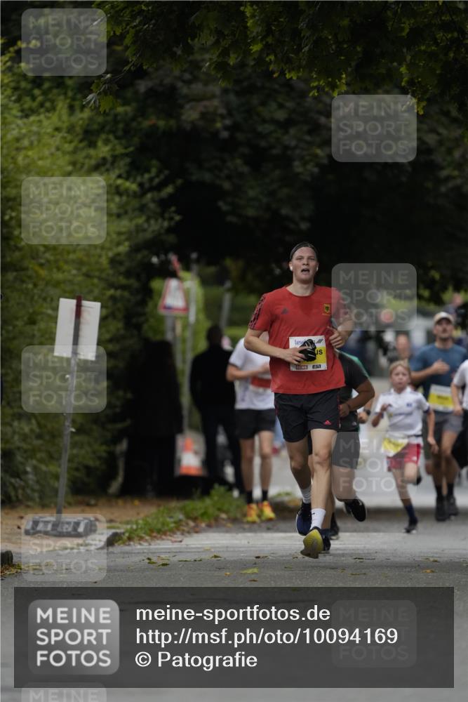 30.08.2026 - Blankeneser Heldenlauf Patografie http://msf.ph/oto/10094169 30.08.2026 09:35:57 Ziel 1006, 1087, 1474, 1585 meine-sportfotos.de