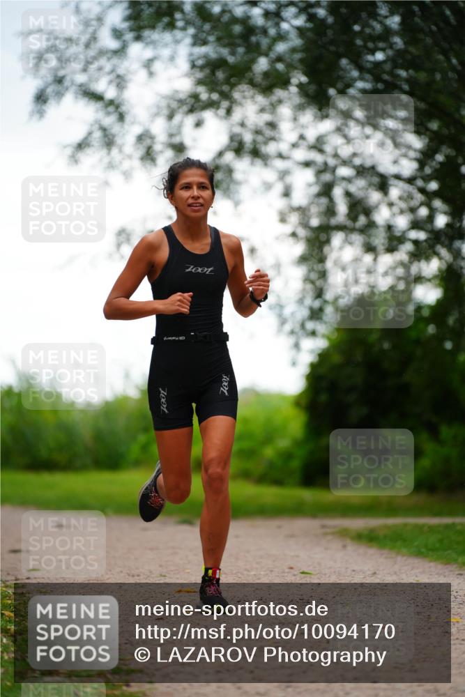 30.08.2026 - Elbe Triathlon Hamburg LAZAROV Photography http://msf.ph/oto/10094170 30.08.2026 15:39:05 Laufen  meine-sportfotos.de